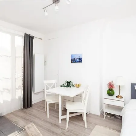 Cozy Near Invalides Lejlighed